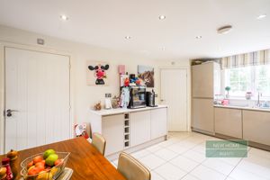 Photo 23- click for photo gallery